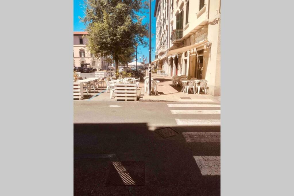 Sweet Apartment Fronte Mare - ليفورنو المظهر الخارجي الصورة